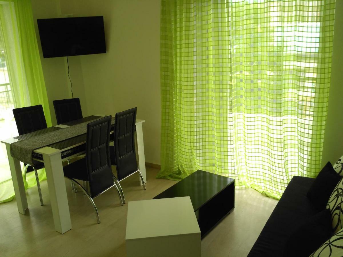 Cozy apartment Peraia Bagian luar foto